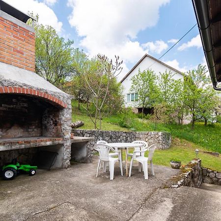Apartments With A Parking Space Slunj, Plitvice - 18152 外观 照片
