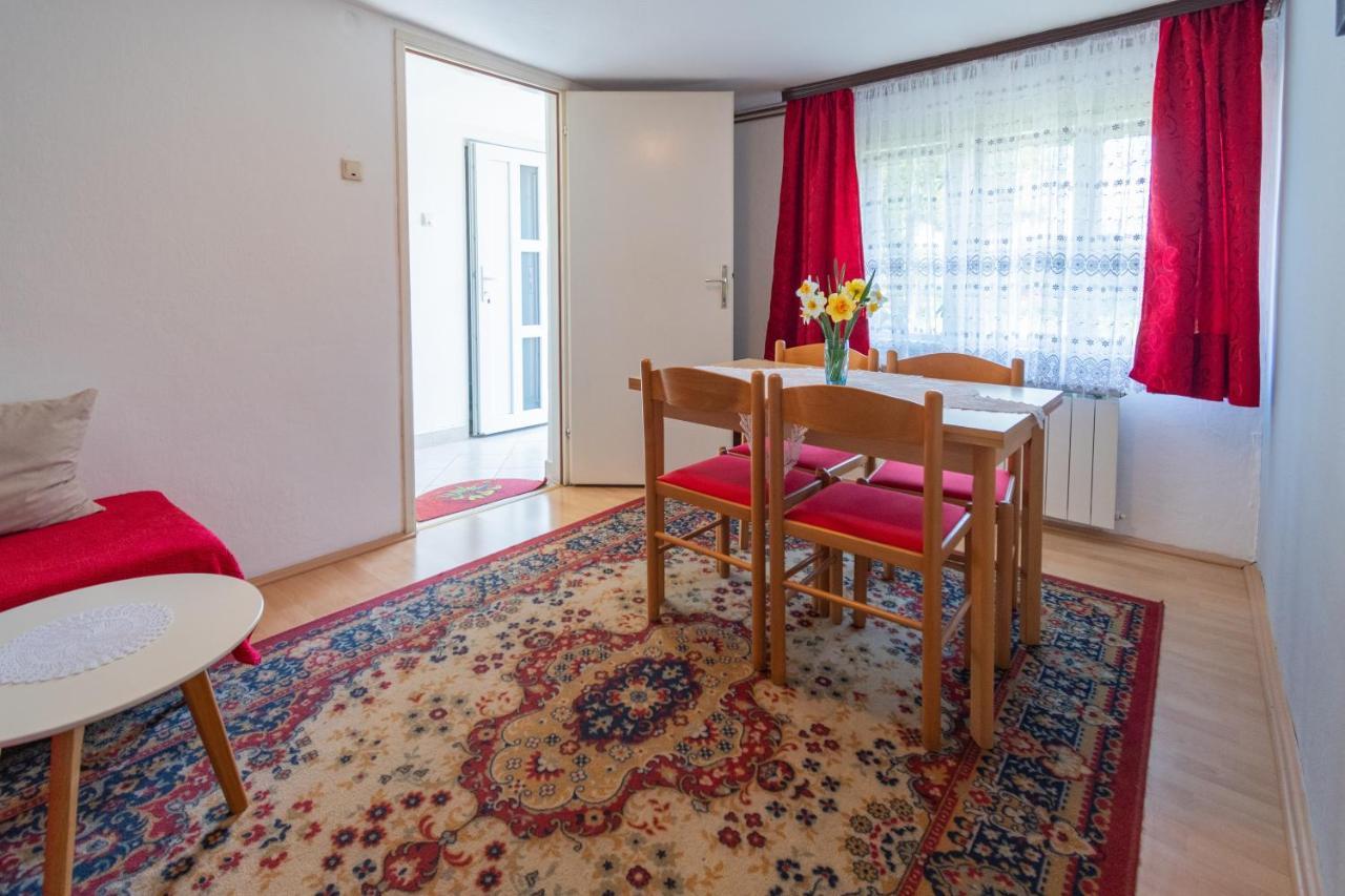 Apartments With A Parking Space Slunj, Plitvice - 18152 外观 照片